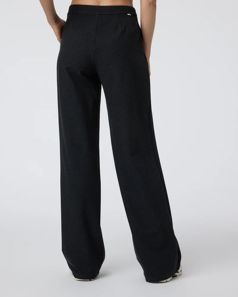 Vuori Women's Elevation Trouser | Black Heather