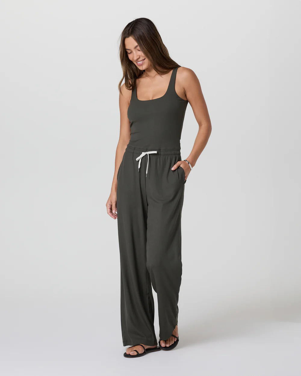 Vuori Pose Scoop Jumpsuit | Kale