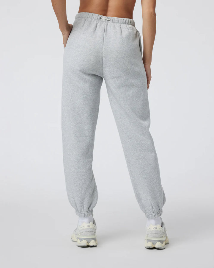 Vuori Women's Restore Sweatpant | Pale Grey Heather