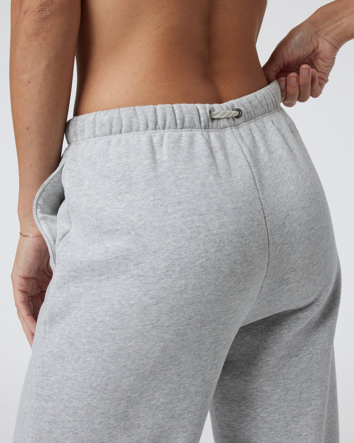 Vuori Women's Restore Sweatpant | Pale Grey Heather