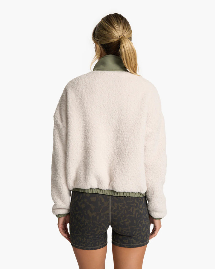 Vuori Women's Cozy Sherpa Popover | Dune