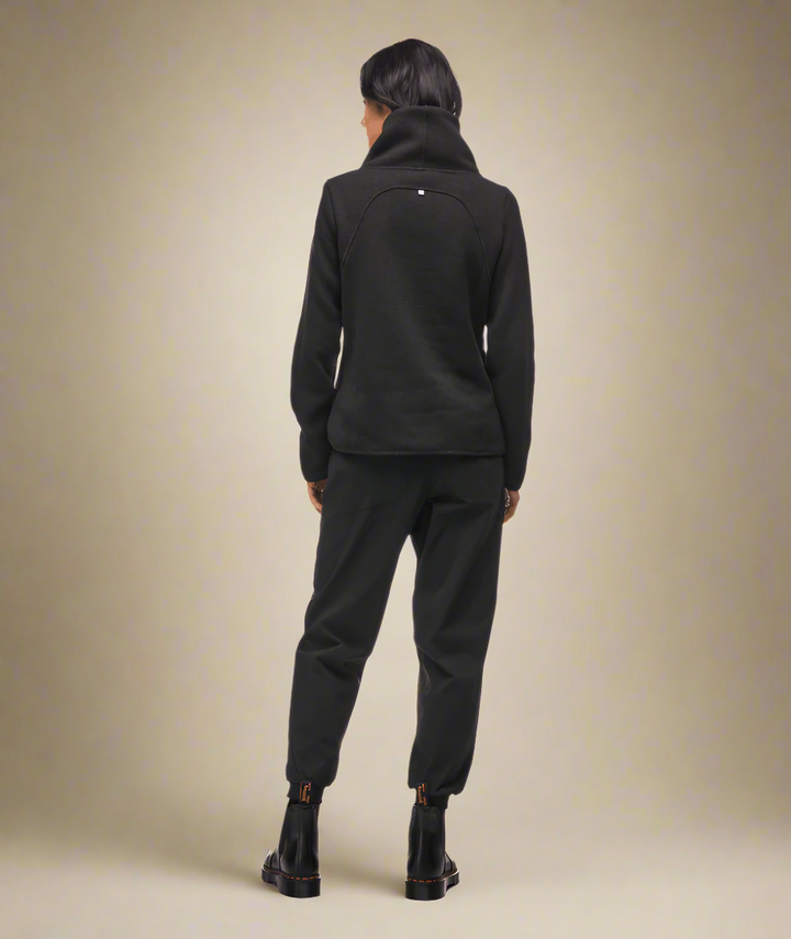 Indyeva Pecora Sweater Upcycled | Black