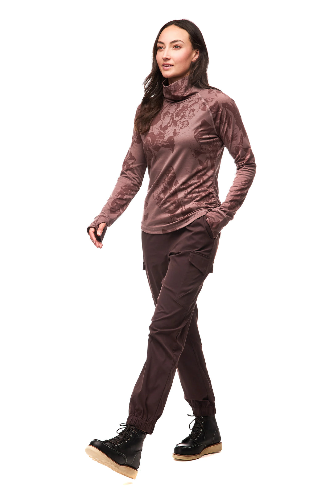 Indyeva Riga III | Dark Bark Pivoine