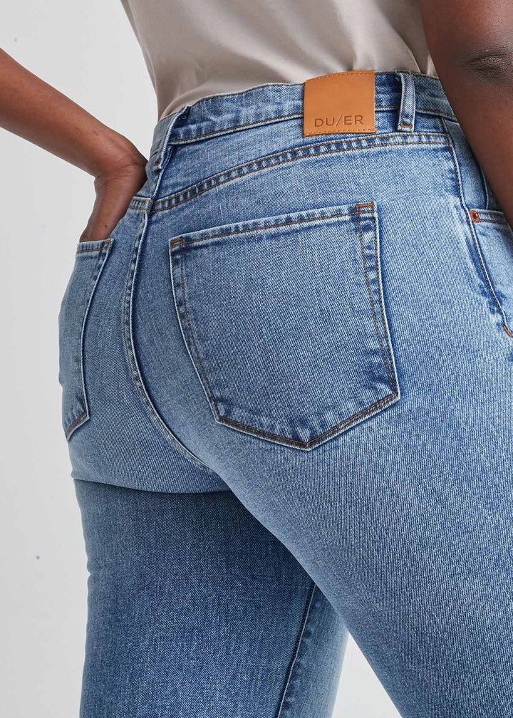 DUER Women's Midweight Performance Denim Wide Leg Vintage Blue