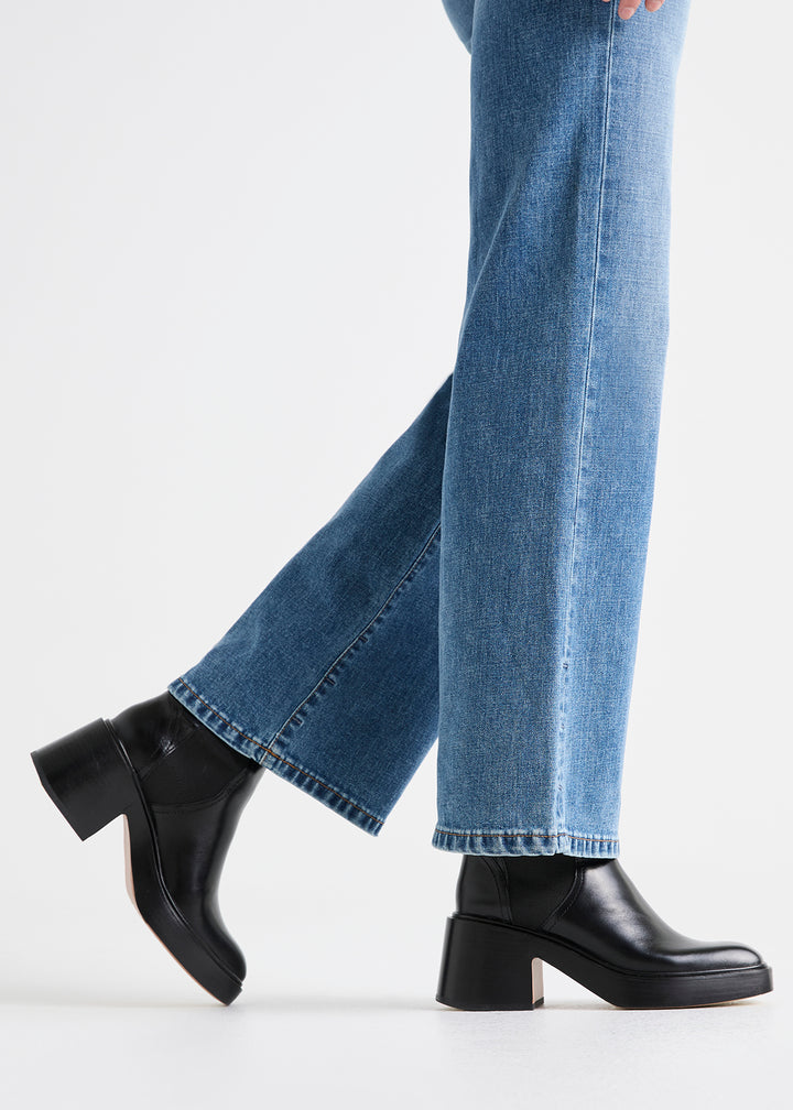 DUER Women's Midweight Performance Denim Wide Leg Vintage Blue
