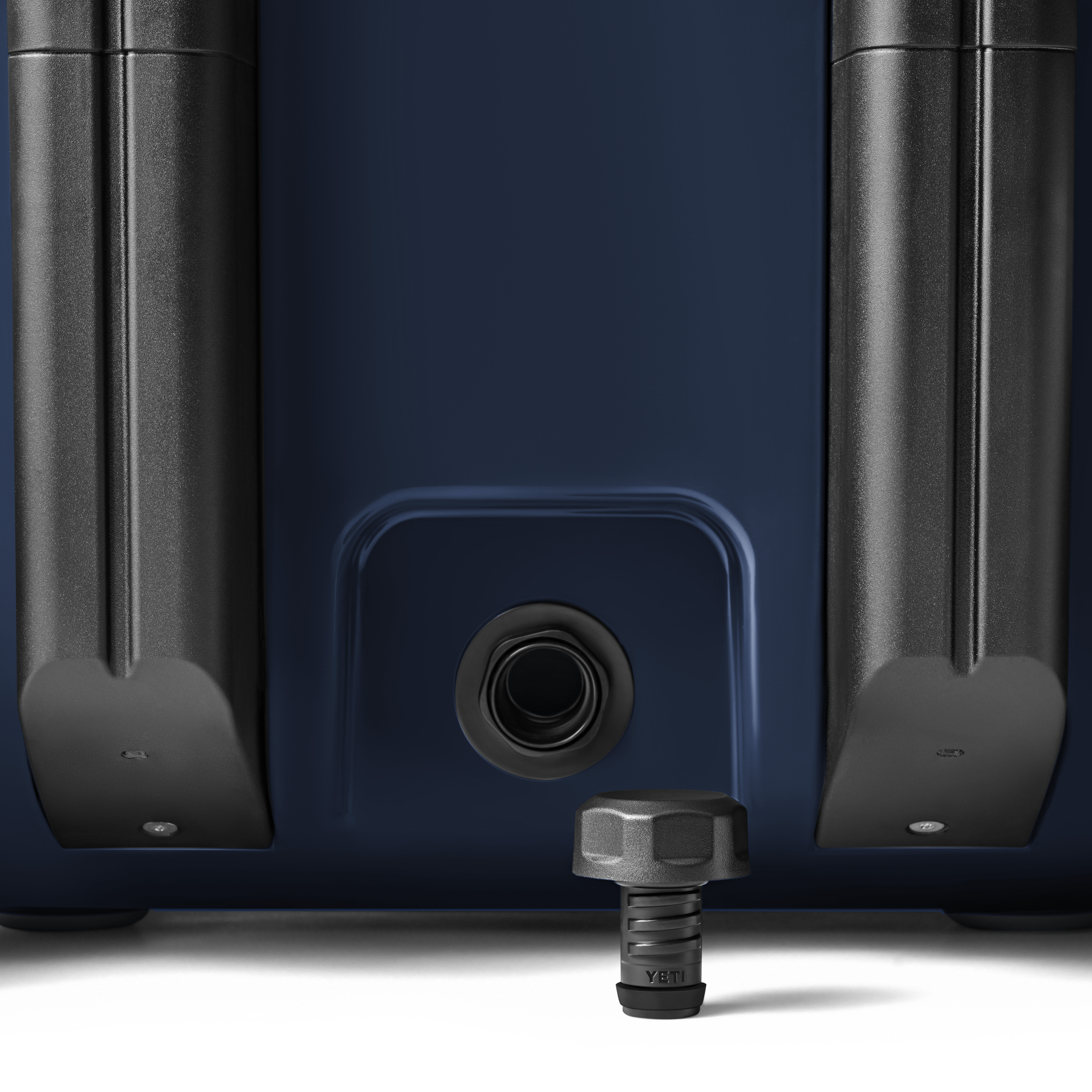 Yeti Roadie 48 Wheeled Cooler Navy