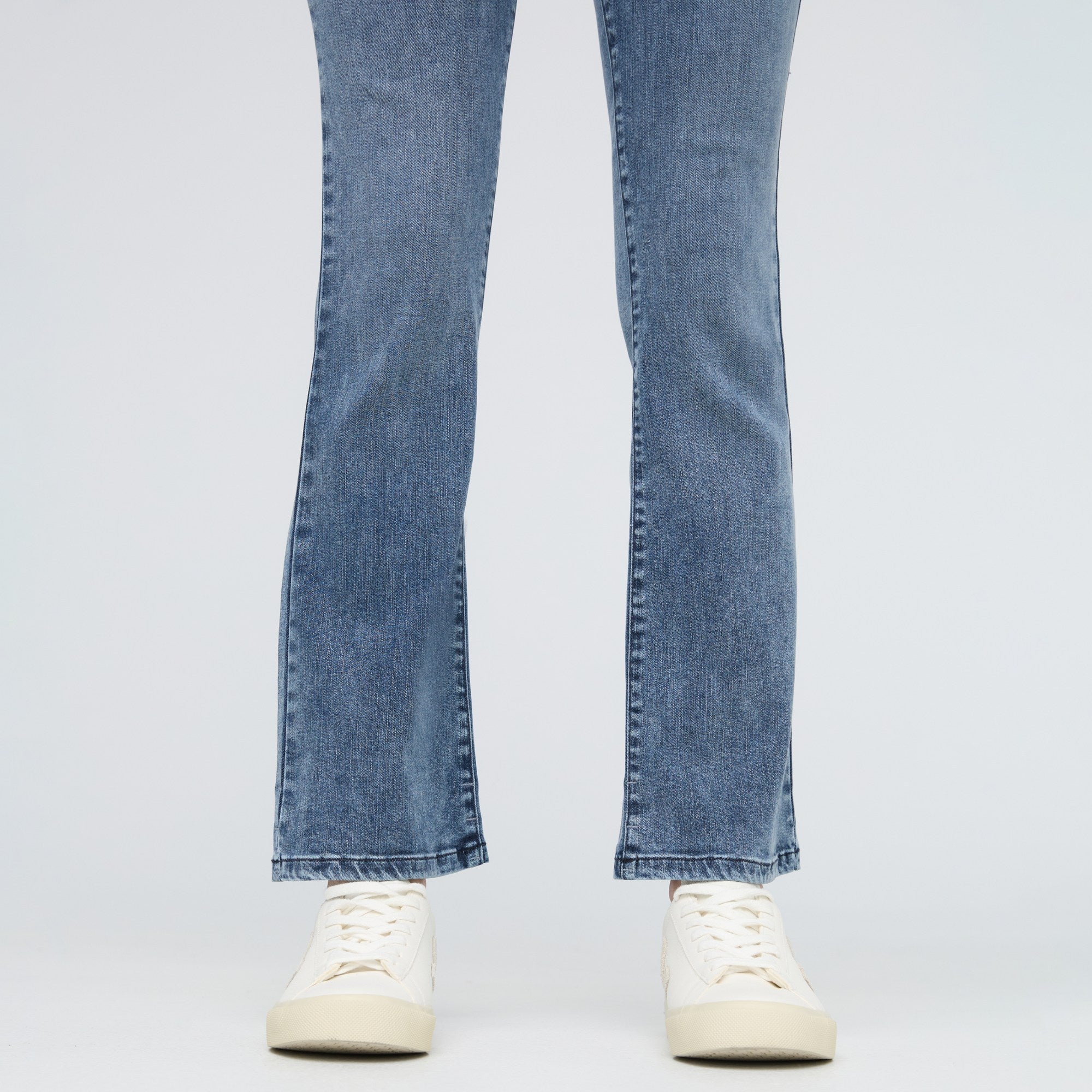 Duer Women's No Sweat Denim High Rise Kick Flare | Textured Indigo