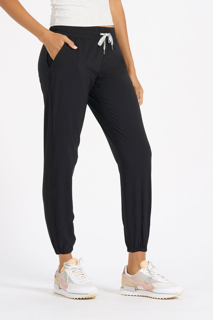 Vuori Women's Weekend Jogger Black