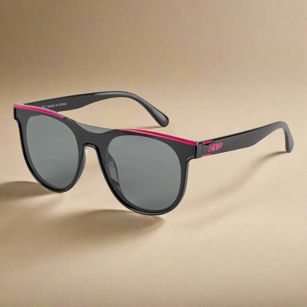 509 Esses Sunglasses | Gloss Black