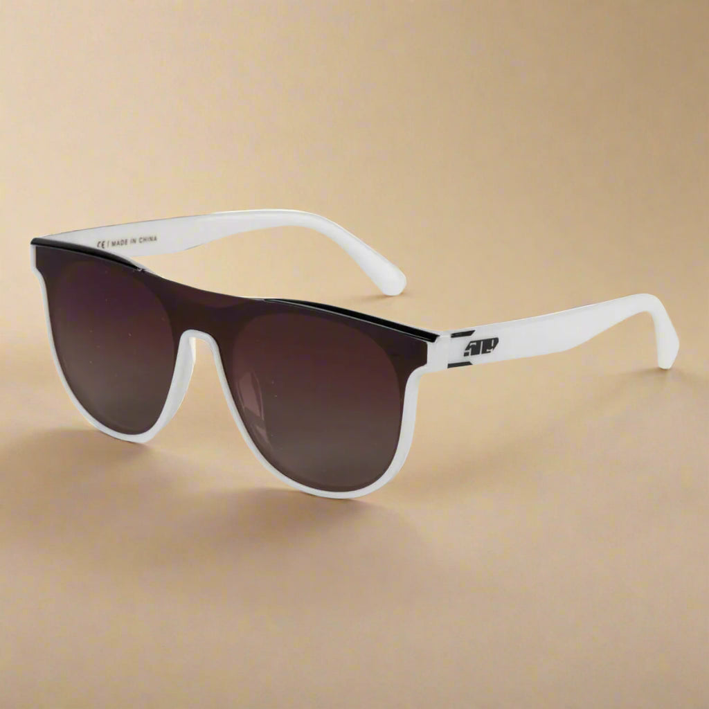 509 Esses Sunglasses | Gloss White