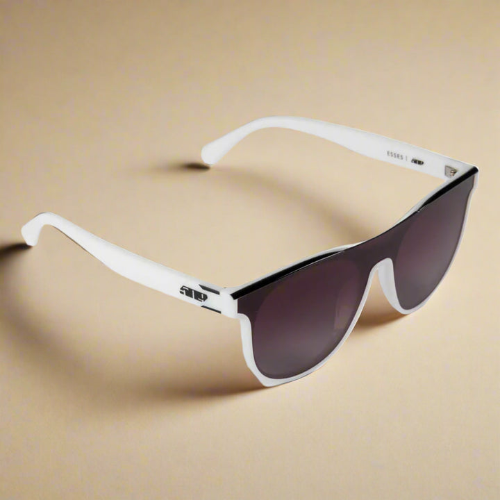 509 Esses Sunglasses | Gloss White