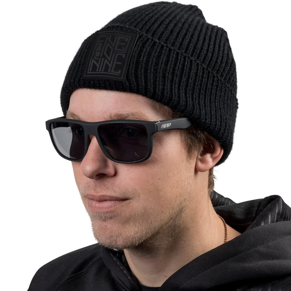 509 Riverside Sunglasses Matte Black with Smoke