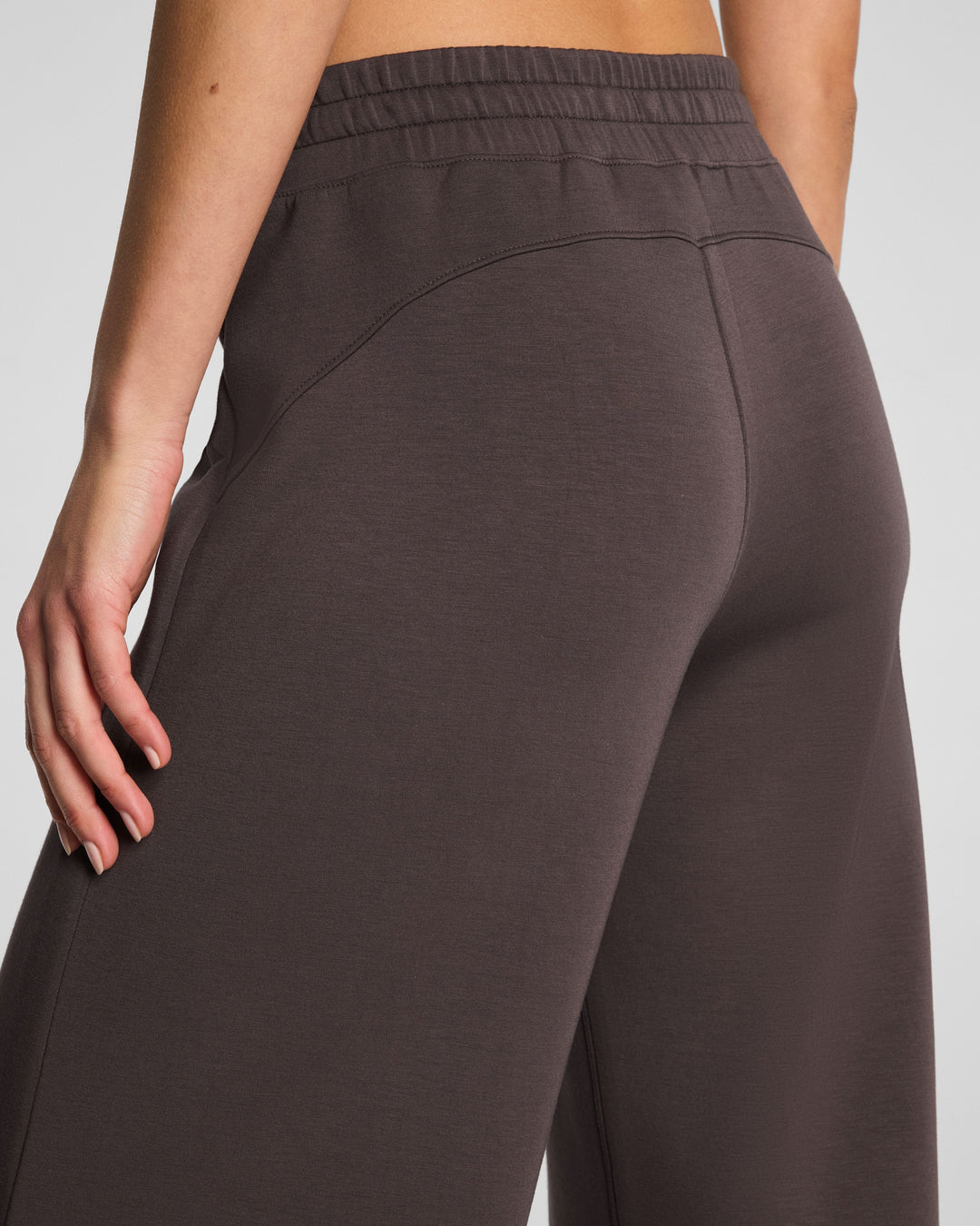 Spanx Airessentials Wide Leg Pant | Dark Cacao