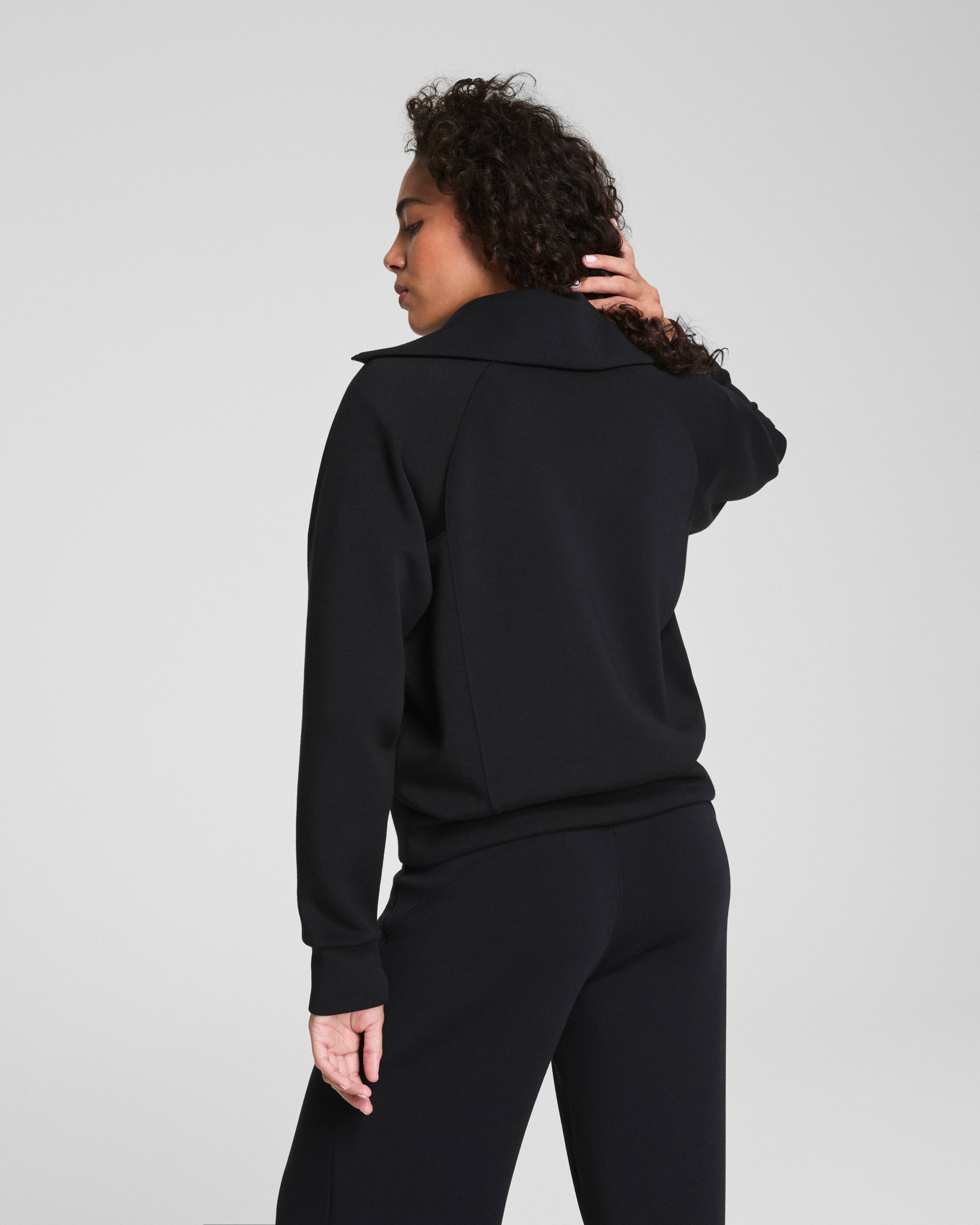 Spanx Airessentials Half Zip | Very Black
