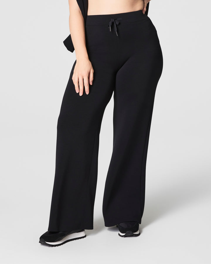 Spanx Airessentials Wide Leg Pant | Very Black