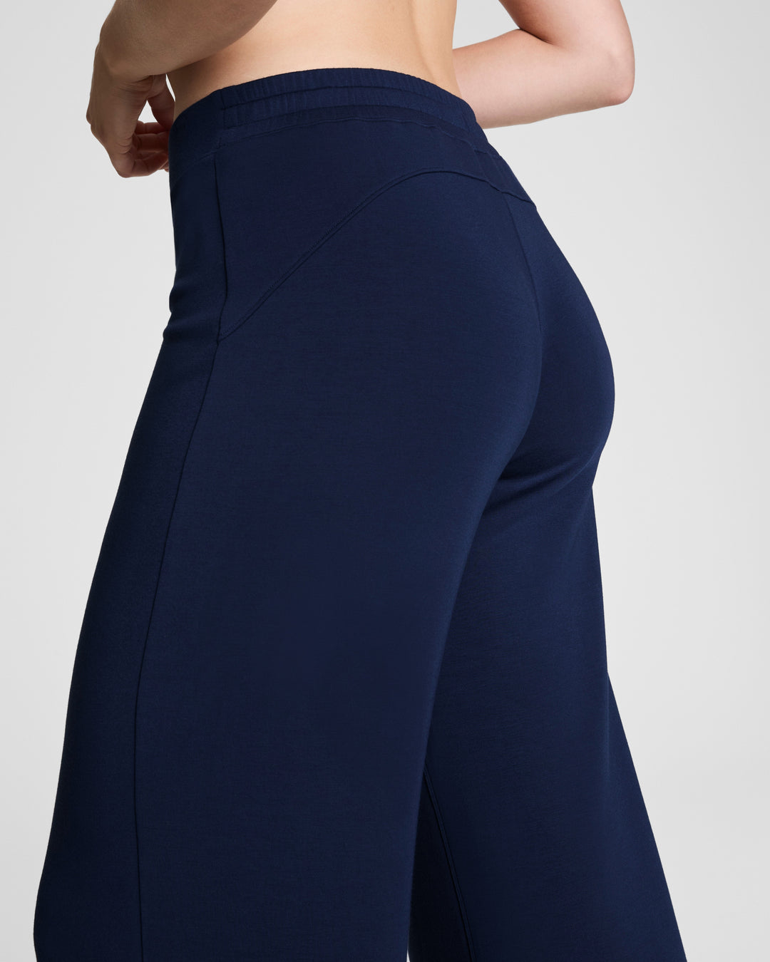Spanx Airessentials Wide Leg Pant | Timeless Navy