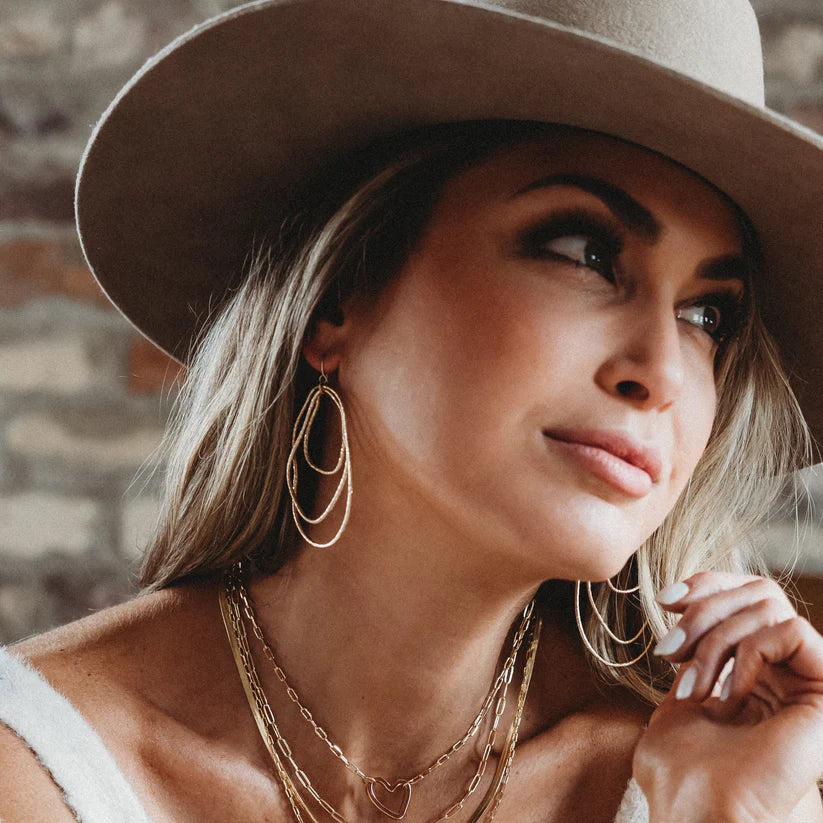 Leslie Curtis Paxton | Gold