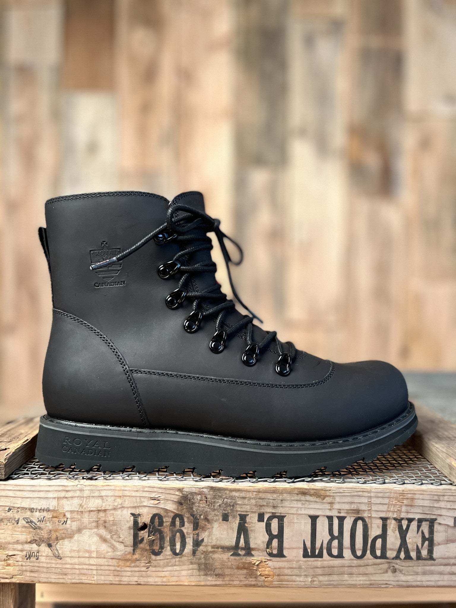 Royal Canadian Men's Armstrong Winter Boot - Black