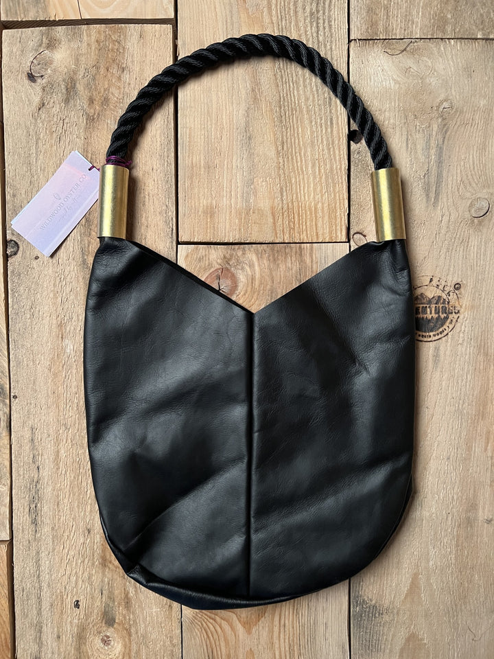 BLACK LEATHER SMALL TOTE WITH BLACK DOCK LINE AND CLASSIC BRASS